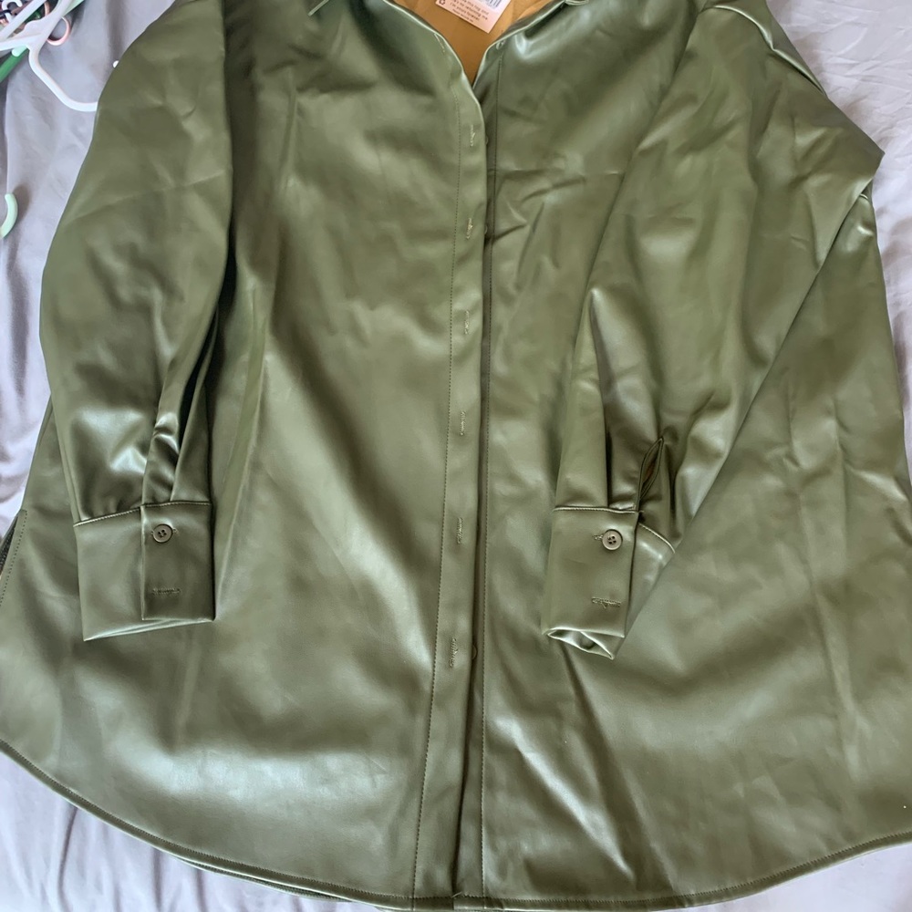 Missguided shacket - Picture 3 of 3